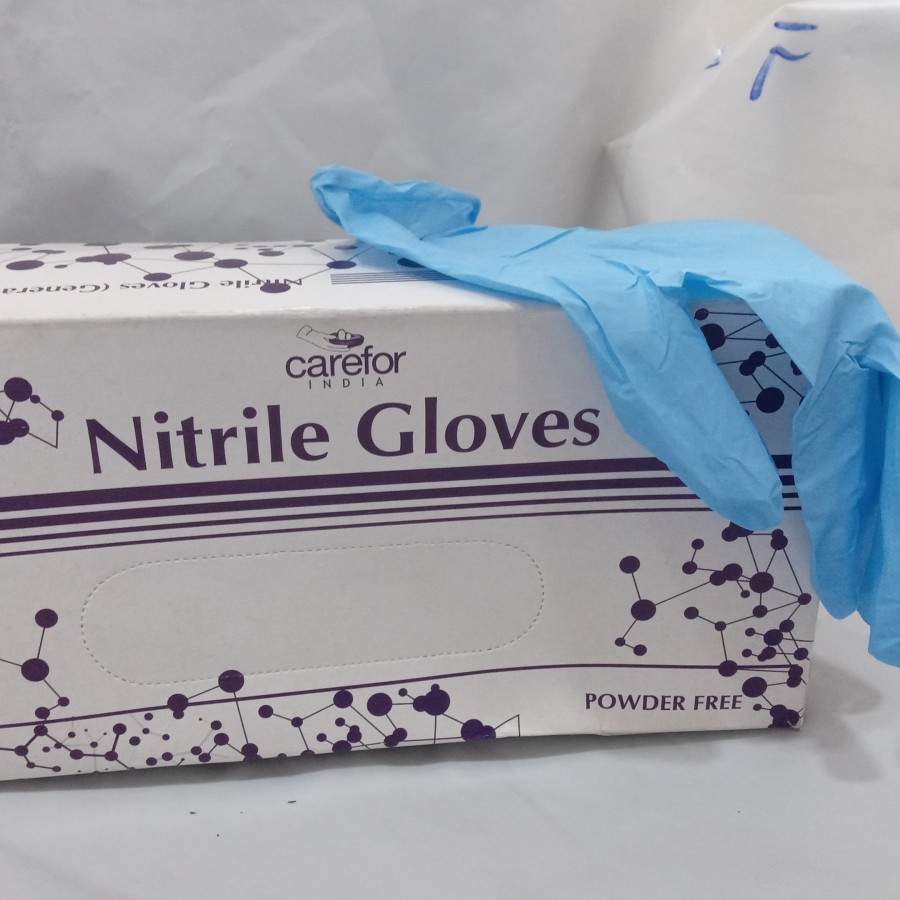 CAREFOR NITRILE GLOVES